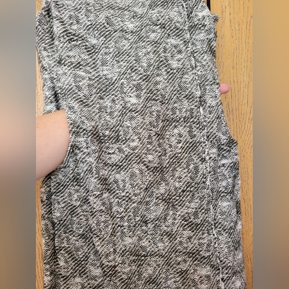 Free People black & cream Cora Jaquard knit asymmetrical sleeveles midi dress XS - Picture 5 of 12